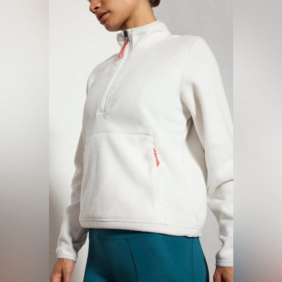 mpg Mission Half Zip with secured kanga pocket. Medium. NWT! - Picture 5 of 9